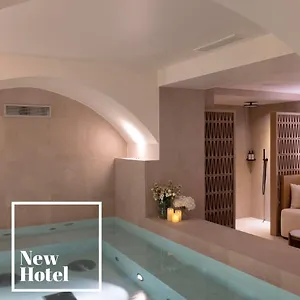 Toujours & 4* Paris